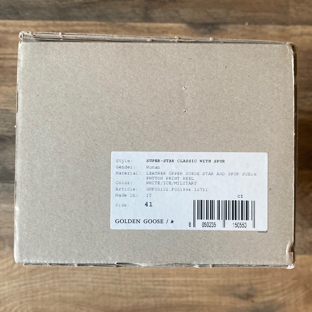 Goldengoose shoe box